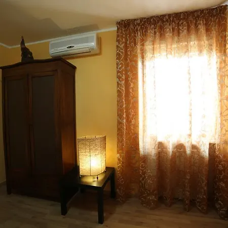 Apartment Rosa Di Maggio